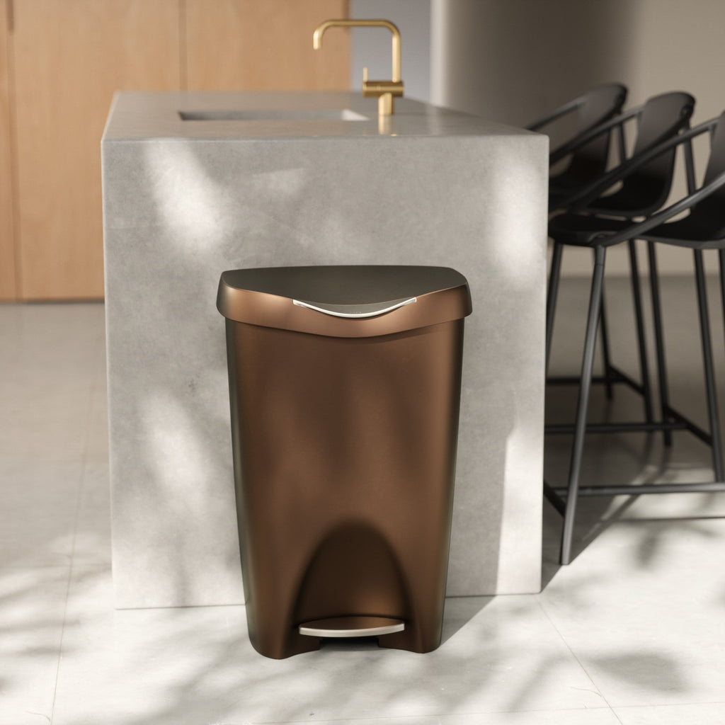 Brim Step On Trash Can